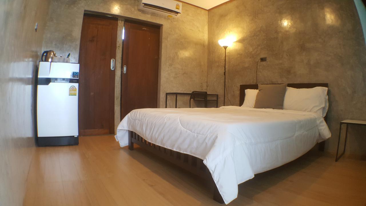 North Hotel Nakhon Nayok Eksteriør billede